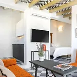 Genteel Home San Laureano